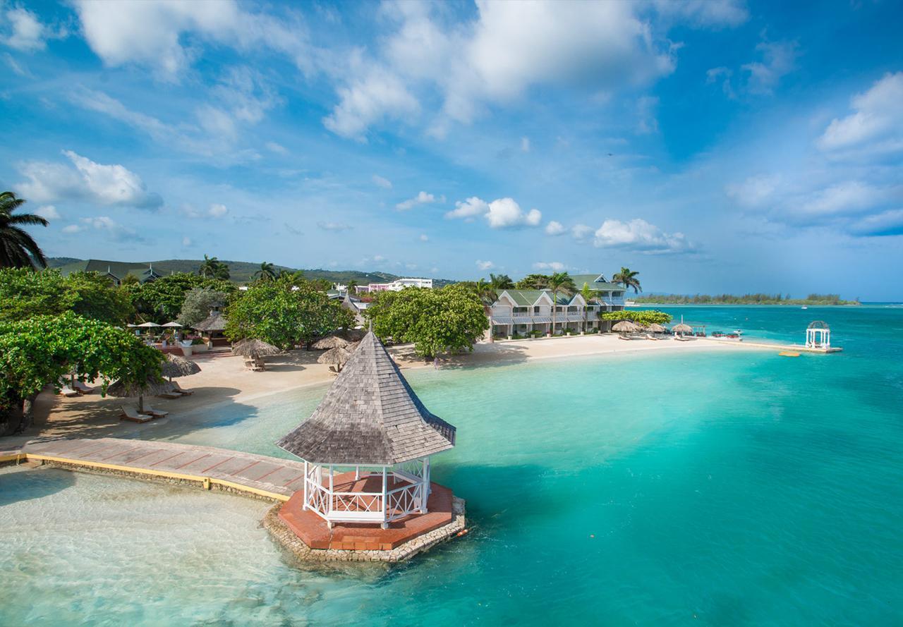 Sandals royal sale caribbean day pass